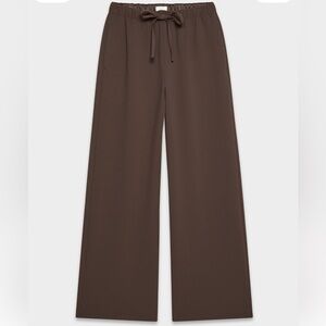Aritzia Lodge Pants in rich mocha brown size L crepette